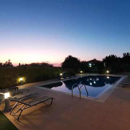 Orchard Blossom Private Villa With Pool Phrenaros Eksteriør billede
