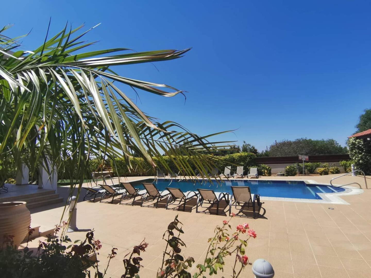 Orchard Blossom Private Villa With Pool Phrenaros Eksteriør billede